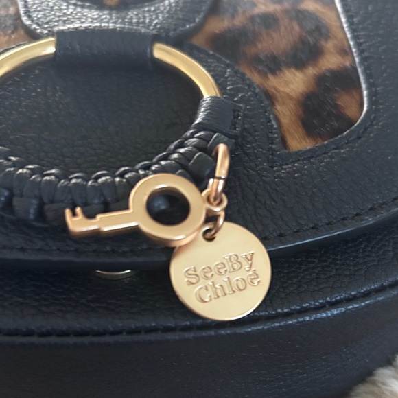 New without tags
See By Chloe Leopard and Black Crossbody Bag….. - Picture 8 of 8